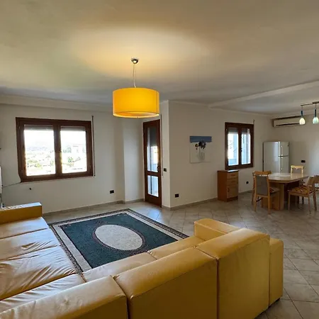 Art Central Apartment *