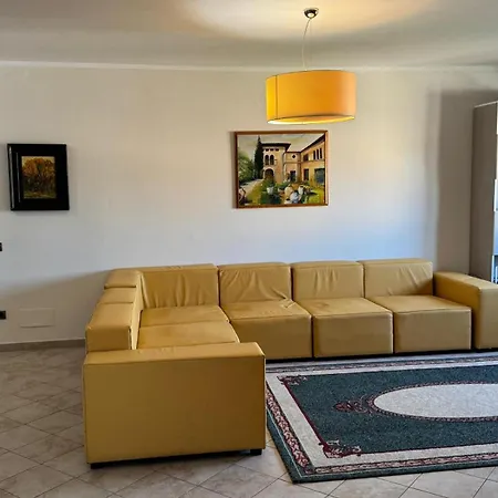 Appartamento Art Central Apartment Shkodër